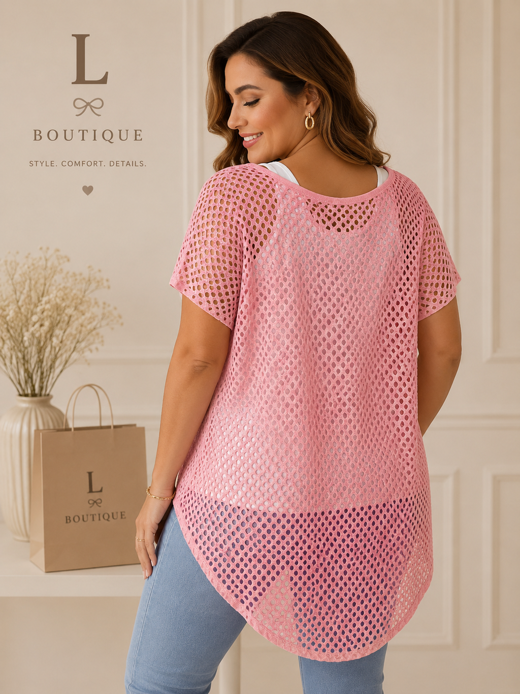 Roze Opengewerkte Oversized Top met Goudglans – Curvy