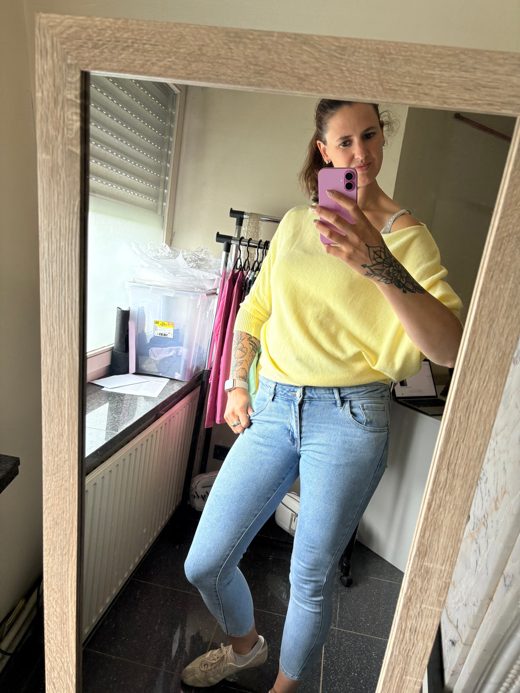 Gele Boothals Trui met Vleermuismouwen