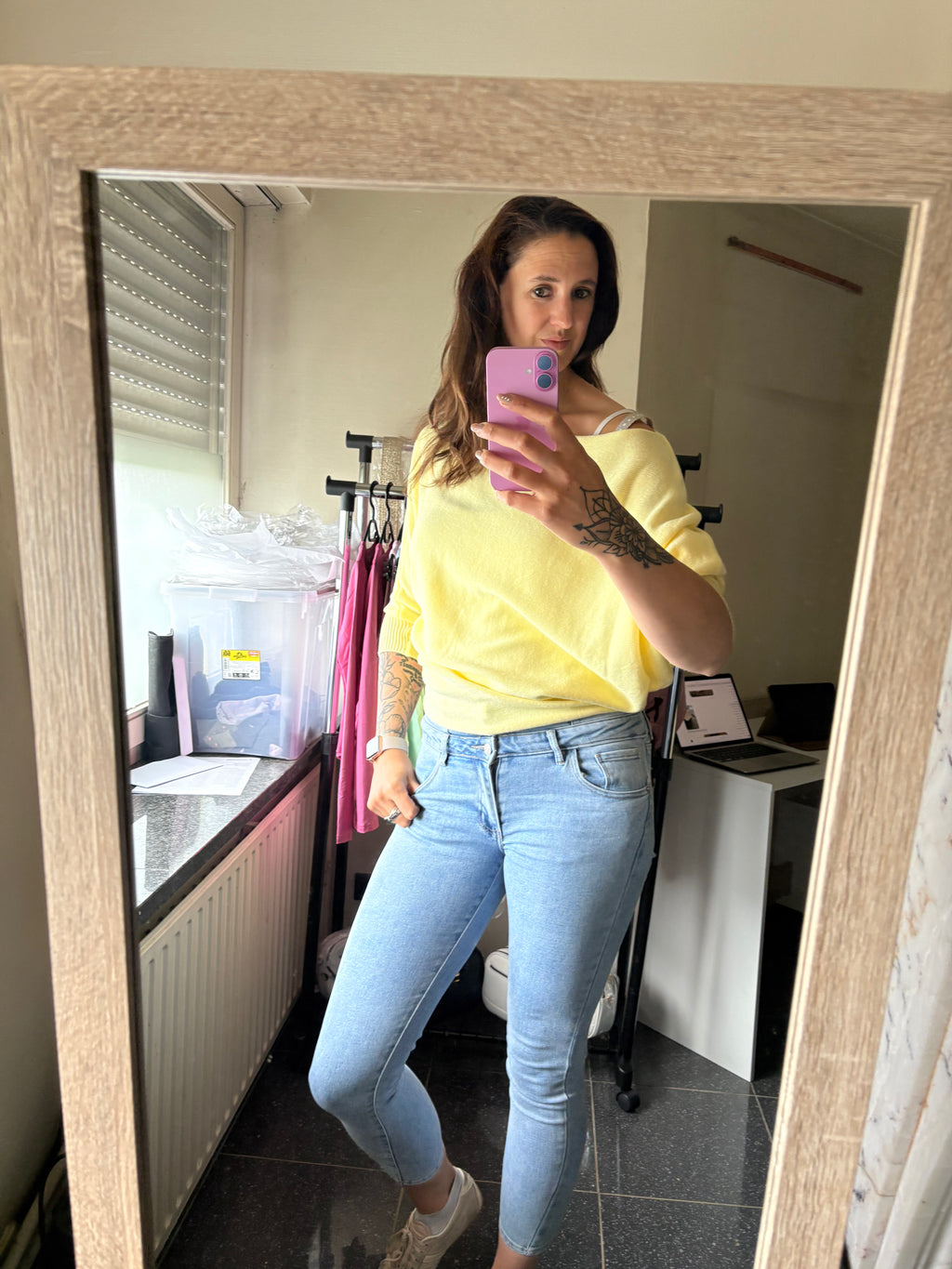 Gele Boothals Trui met Vleermuismouwen